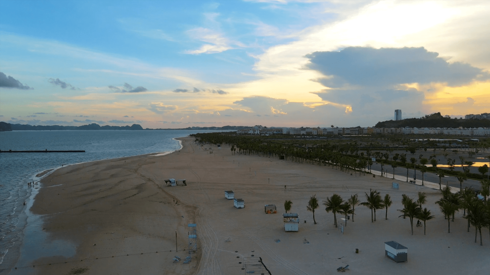 Bai Chay Beach - Quang Ninh