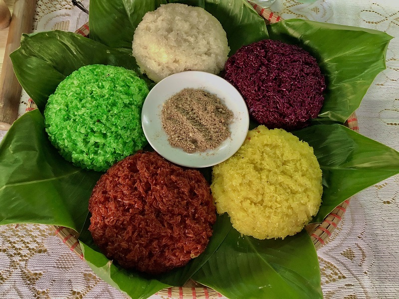 Five-color sticky rice