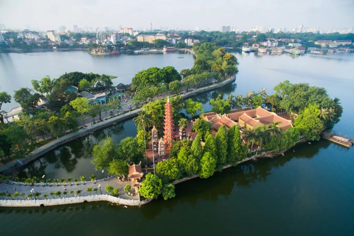 Overview Tran Quoc Pagoda