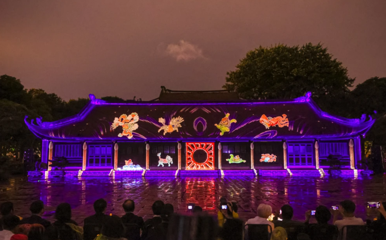 The Temple of Literature night tour