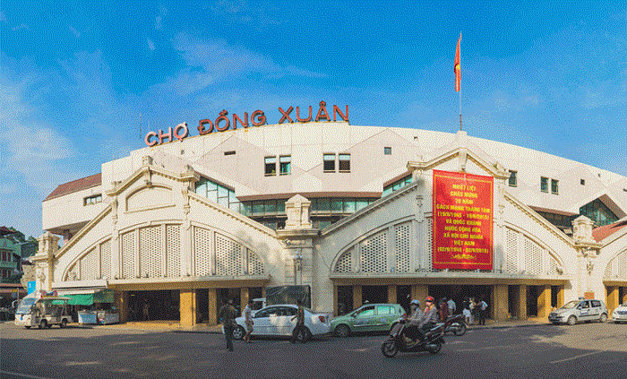 Dong Xuan Market in Hanoi