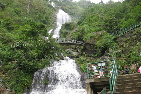 Overview Silver Waterfall Sapa