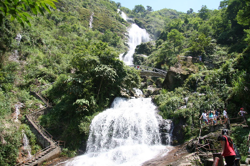 Take photos at Silver Waterfall