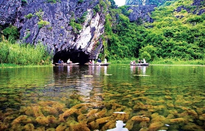 The Cave near Van Long