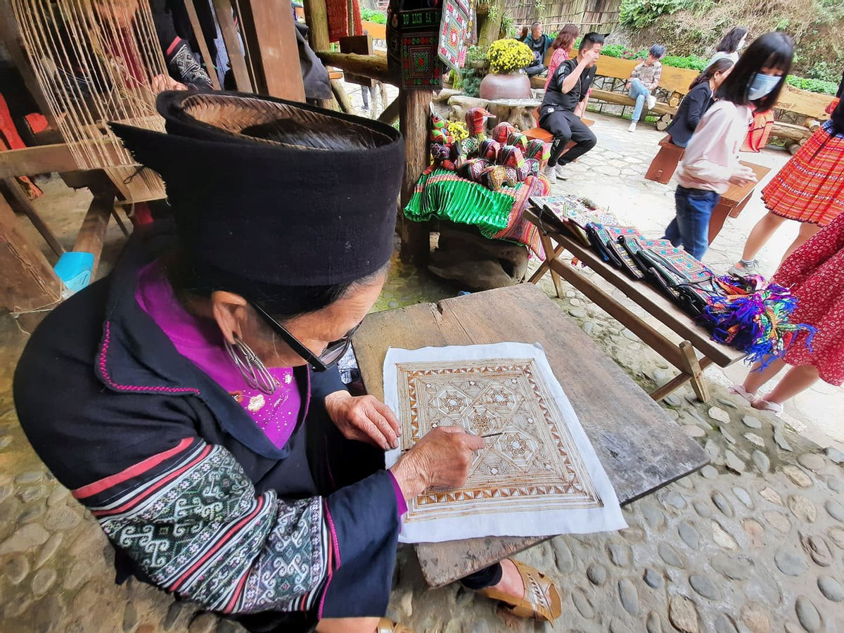 The beauty of traditional craft in Cat Cat Village