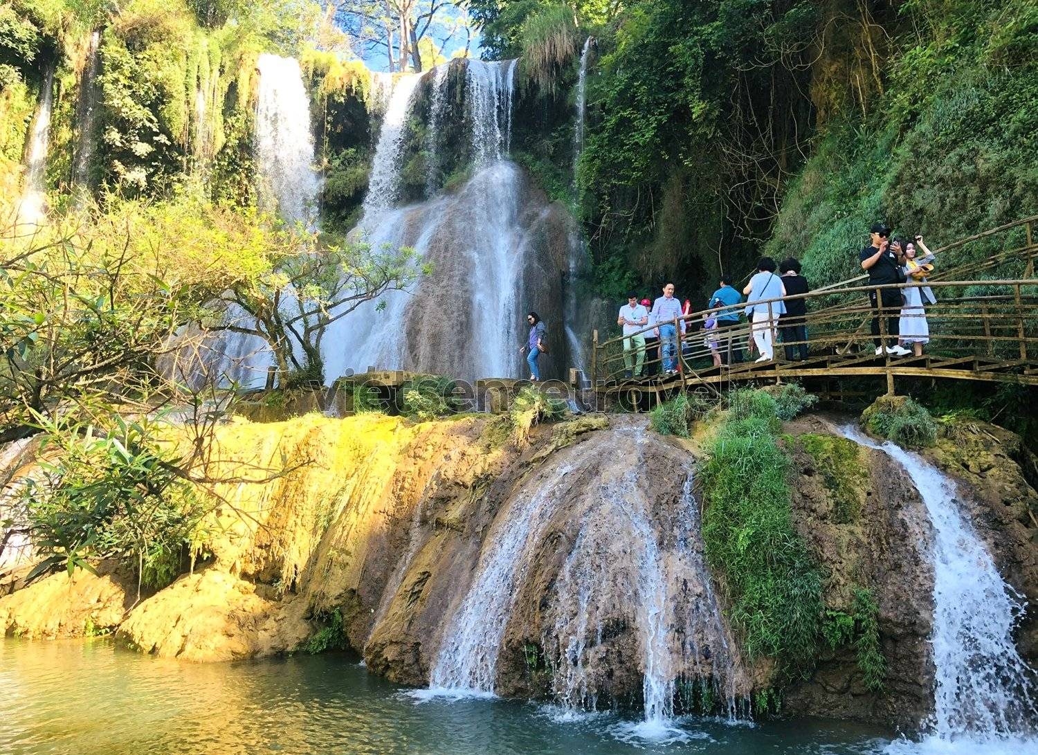 Dai Yem Waterfall in Autumn