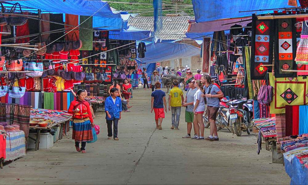 Hoang Su Phi market