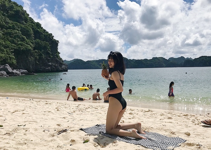 Swimming at Ba Trai Dao Beach