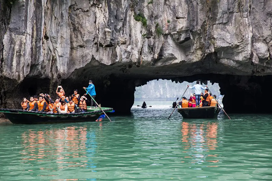 Take a boat tour to visit Luon Cave