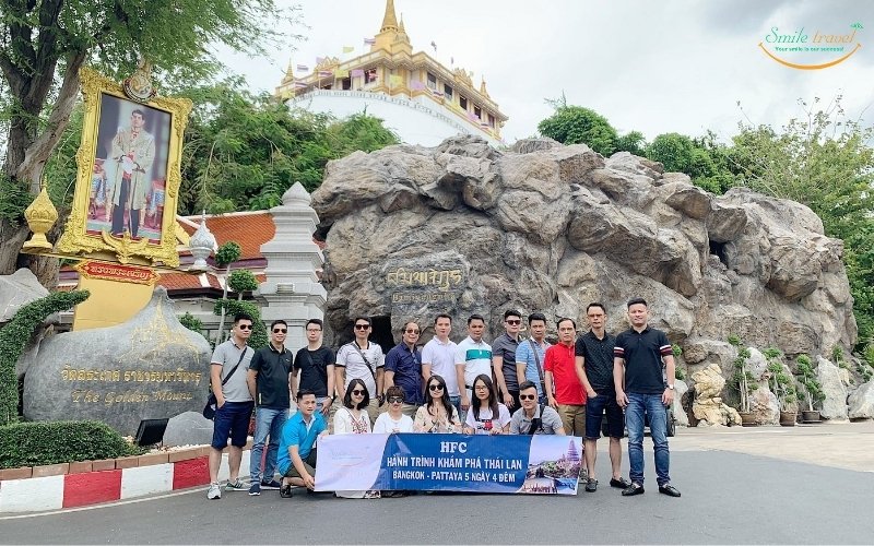 Smile Travel Co., Ltd’s tourists on Thailand trip