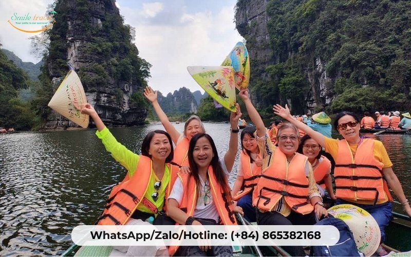 November is an ideal time to come to Ha Long Bay