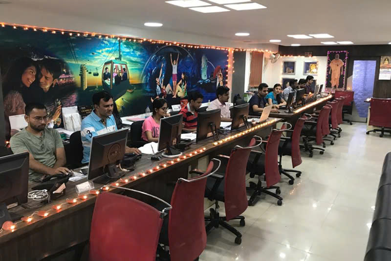 Akshar Travels Pvt. Ltd. has about 270 employees and organizes thousands of tours for customers Akshar Travels Pvt. Ltd. has about 270 employees and organizes thousands of tours for customers