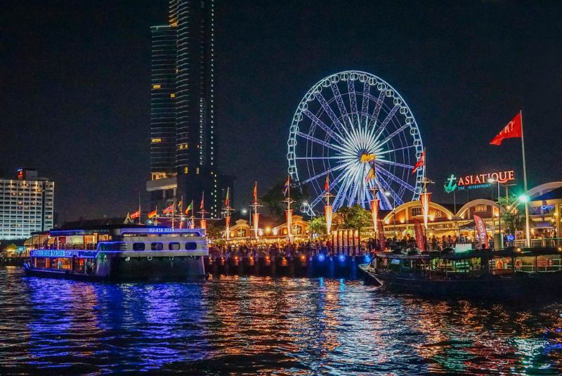 Asiatique The Riverfront night market - Bangkok Pattaya tour package Asiatique The Riverfront night market - Bangkok Pattaya tour package