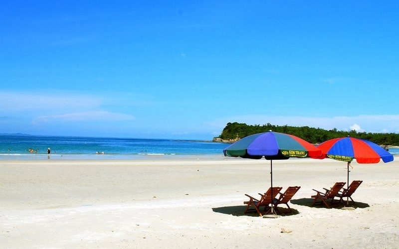 Bai Chay Beach