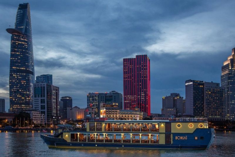Dinner cruise on Saigon River Dinner cruise on Saigon River