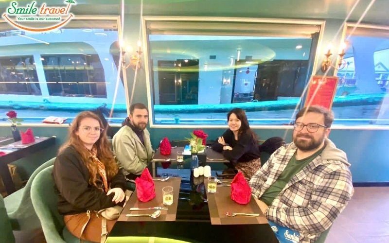 Go on the cruise on Ha Long Bay