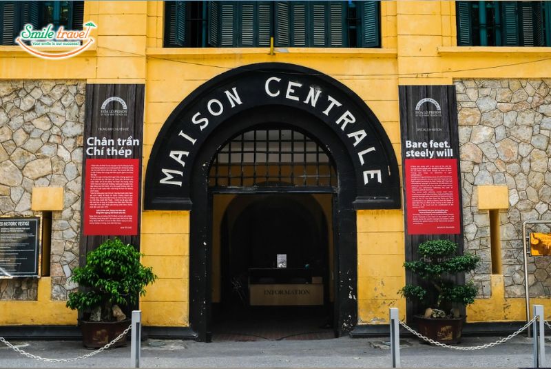 Hoa Lo Prison with Smile Travel Hoa Lo Prison with Smile Travel