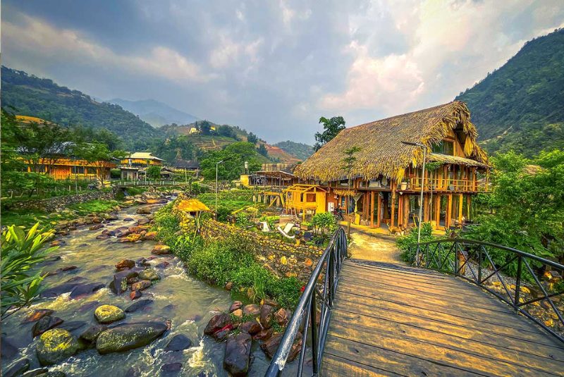 Walk to Lao Chai village Walk to Lao Chai village