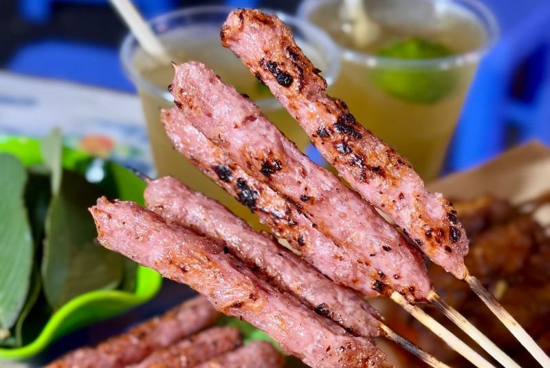 Nem chua nuong