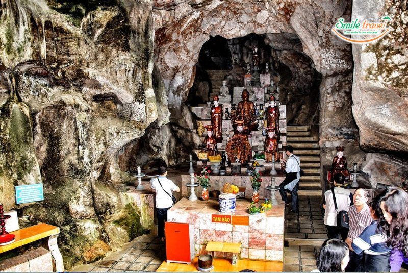 Tuyet Son Cave