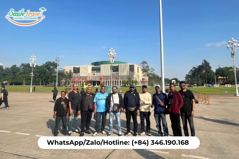 Smile Travel organizing many tour inside and outside Vietnam Smile Travel organizing many tour inside and outside Vietnam