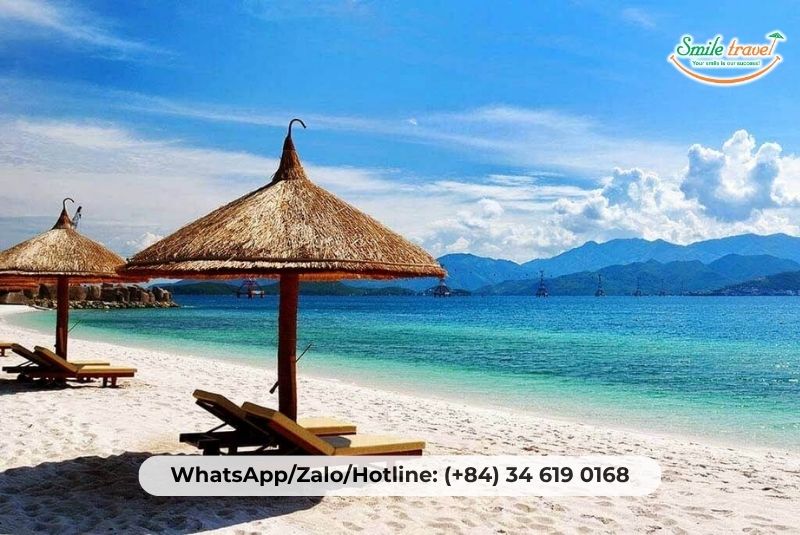Da Nang owns the beautiful beach Da Nang owns the beautiful beach