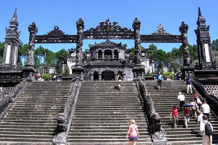 Dinh Huong Tomb 