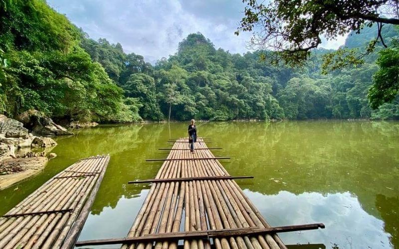 ao tien bac kan