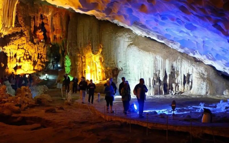 thien cung cave halong