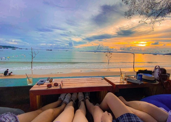Hong Van Beach
