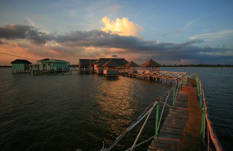 Thi Tuong Lagoon