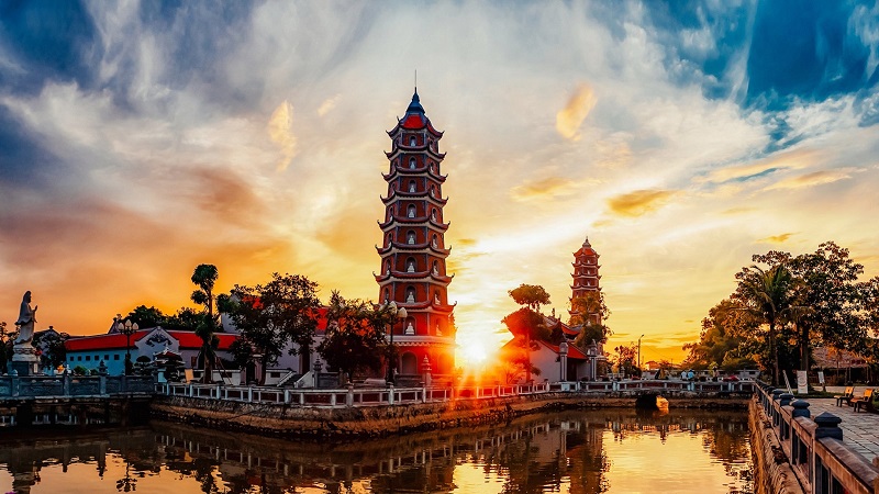 Hoang Phuc Pagoda