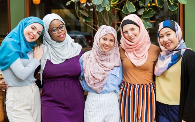 Muslim travel attire