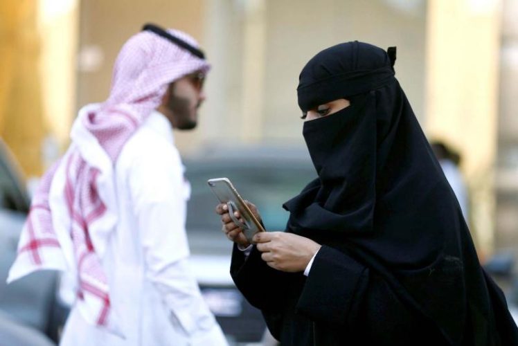 Influence on clothing and behavior Muslim in UAE