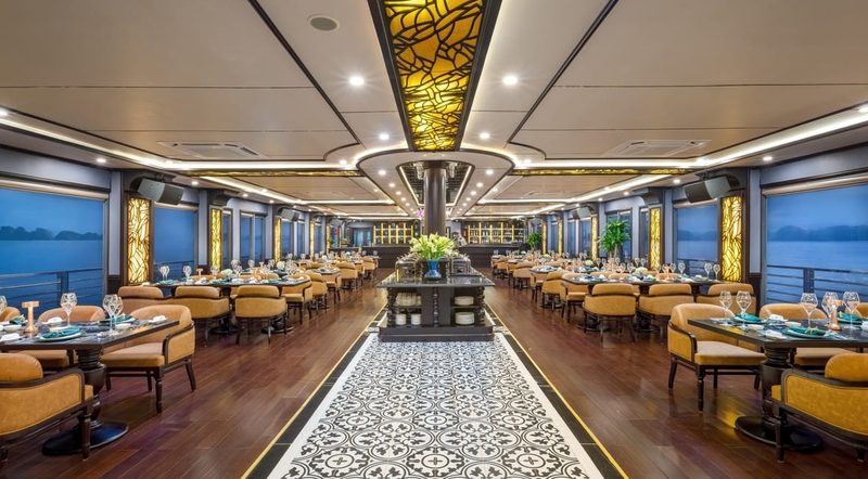 Aime'e Cruise 5 stars restaurant