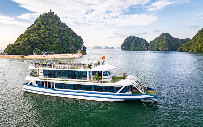 Vera Cruises Halong overview