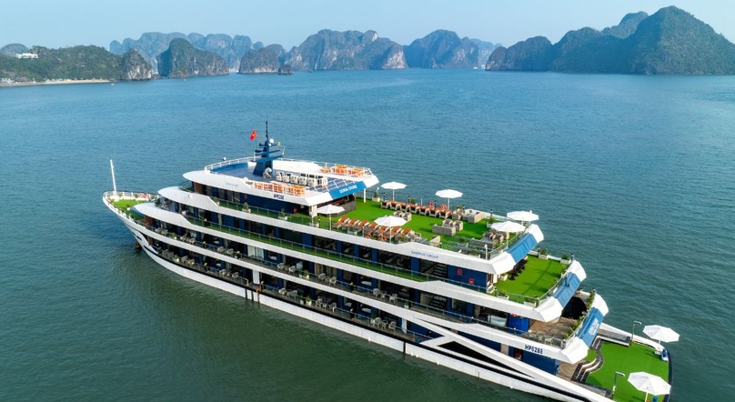 5-Star Doria Cruise Halong Bay
