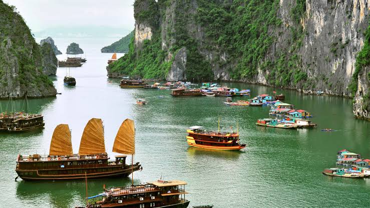 halong bay