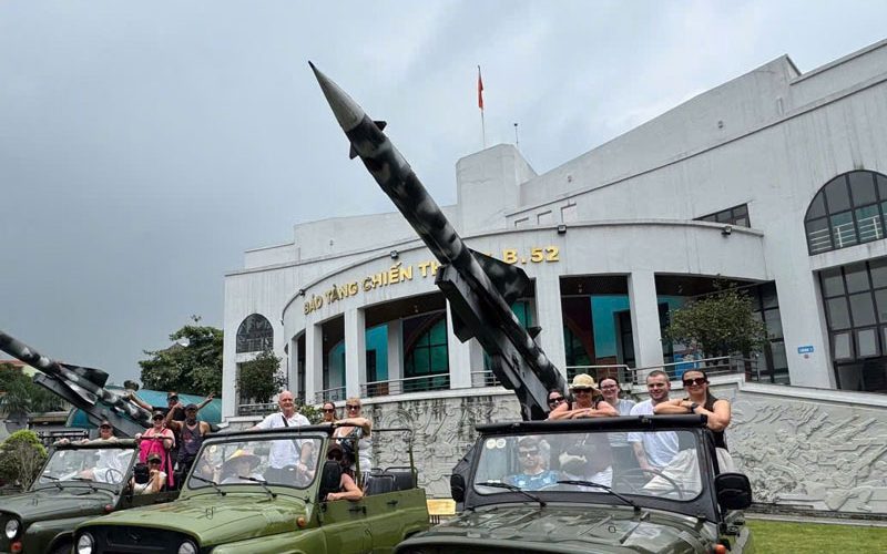 Hanoi-jeep-tour-2027