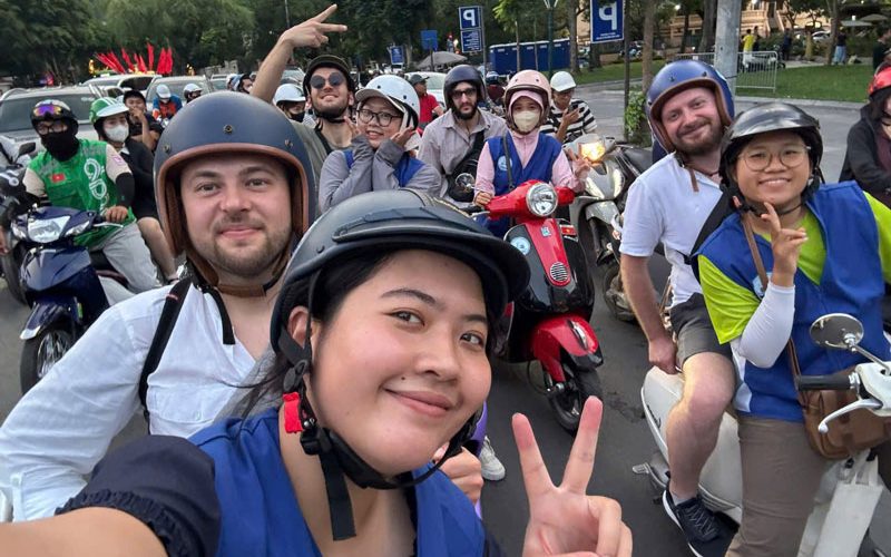 Hanoi-vespa-tour-2027